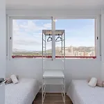 Luminoso Con Vistas Al Mar En * Benidorm
